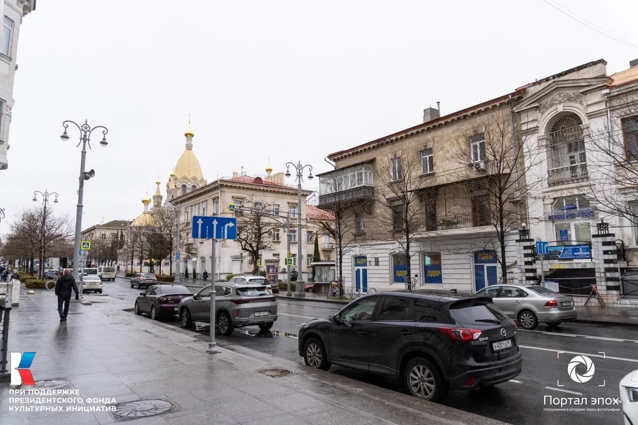 Севастополь. Большая Морская улица. Вид сбоку. 2025 года.