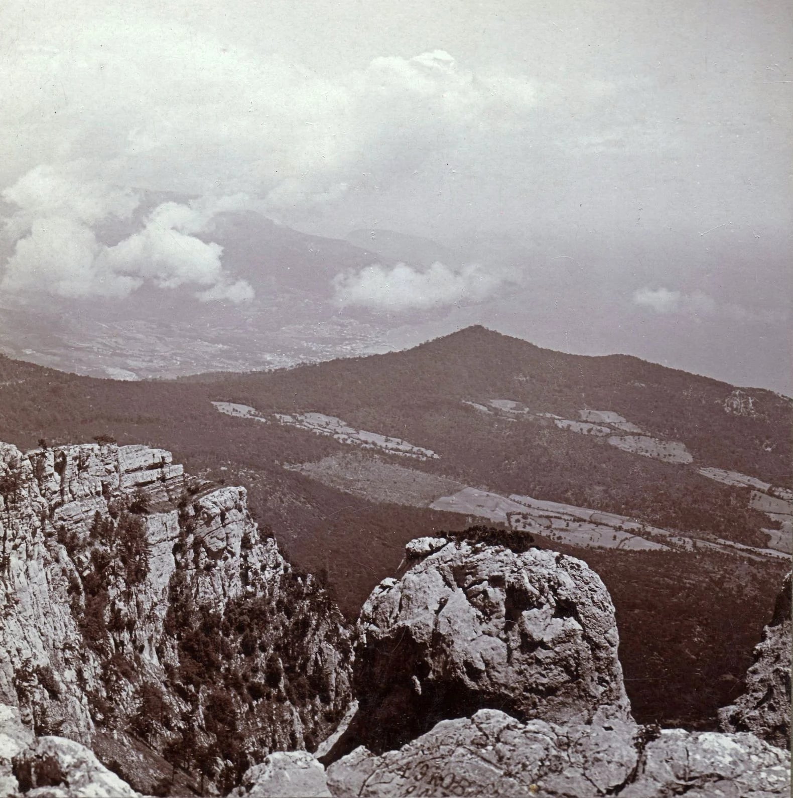 Вид на Ялту с горы Ай-Петри 1910 год