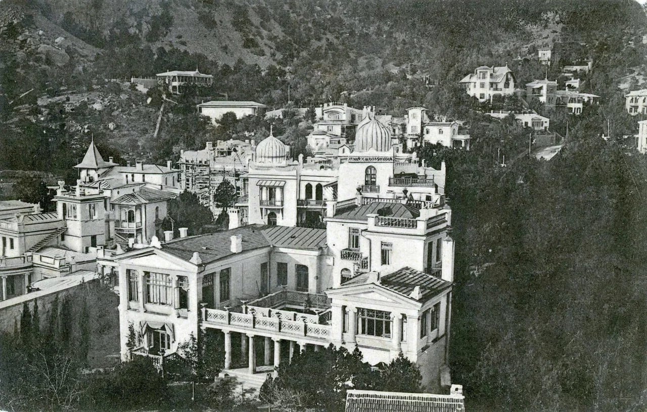 Симеиз. Дача «Панеа». 1914 года.