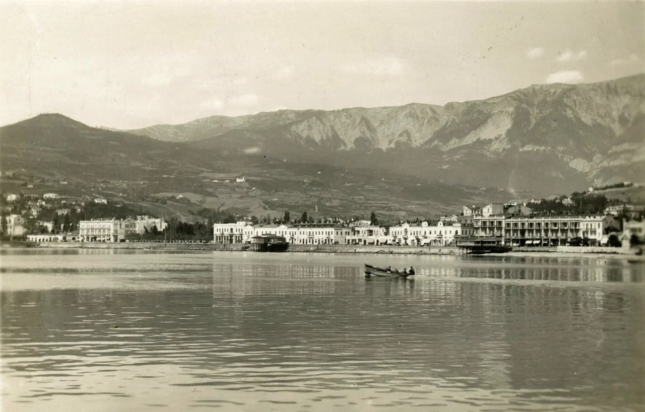 Ялта с мола. 1910 года