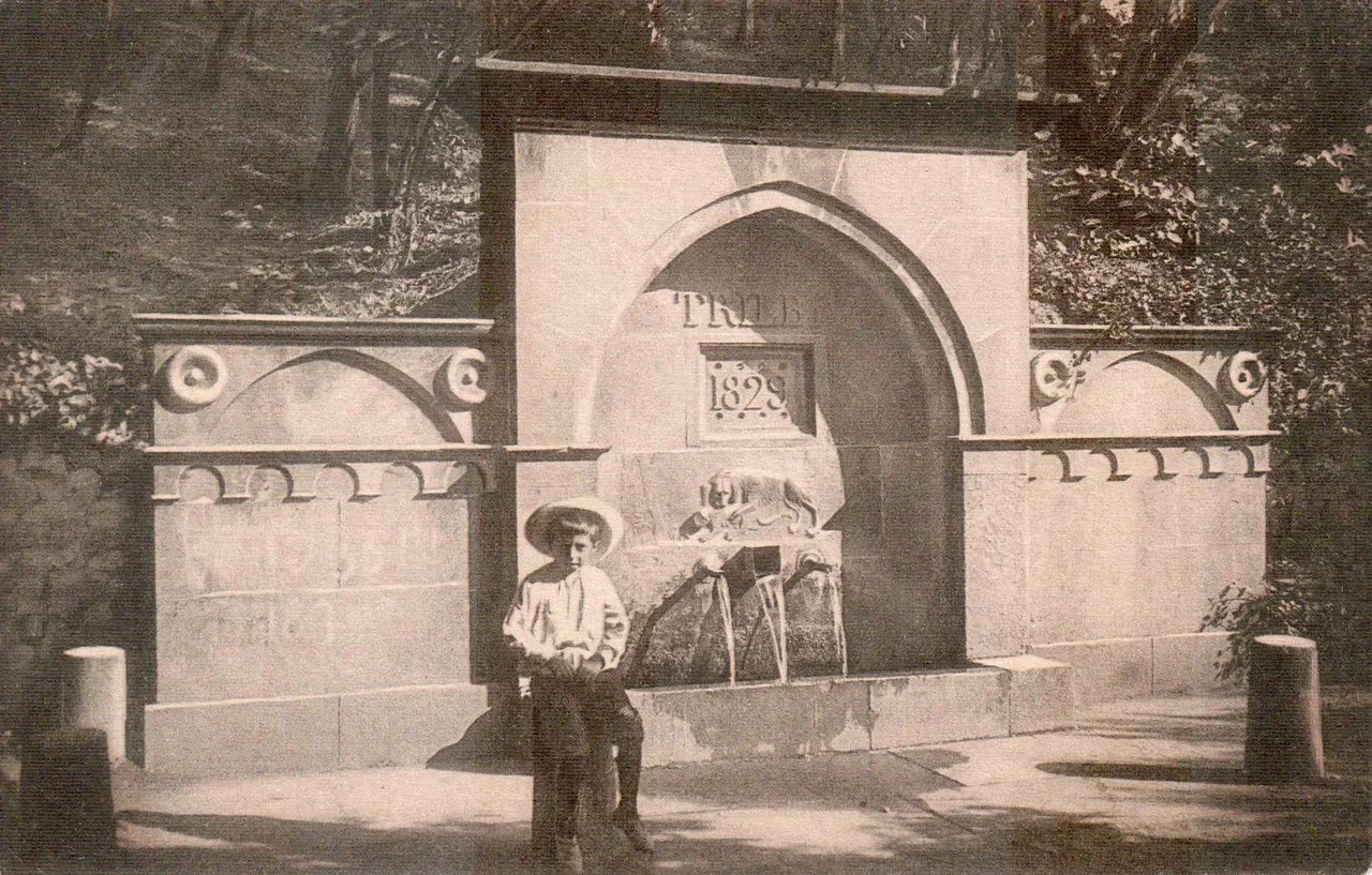 Алупка. Фонтан «Трильби»