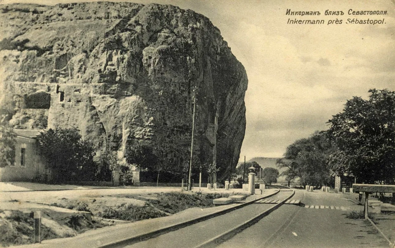 Севастополь. Инкерман близ Севастополя. 1905 года.