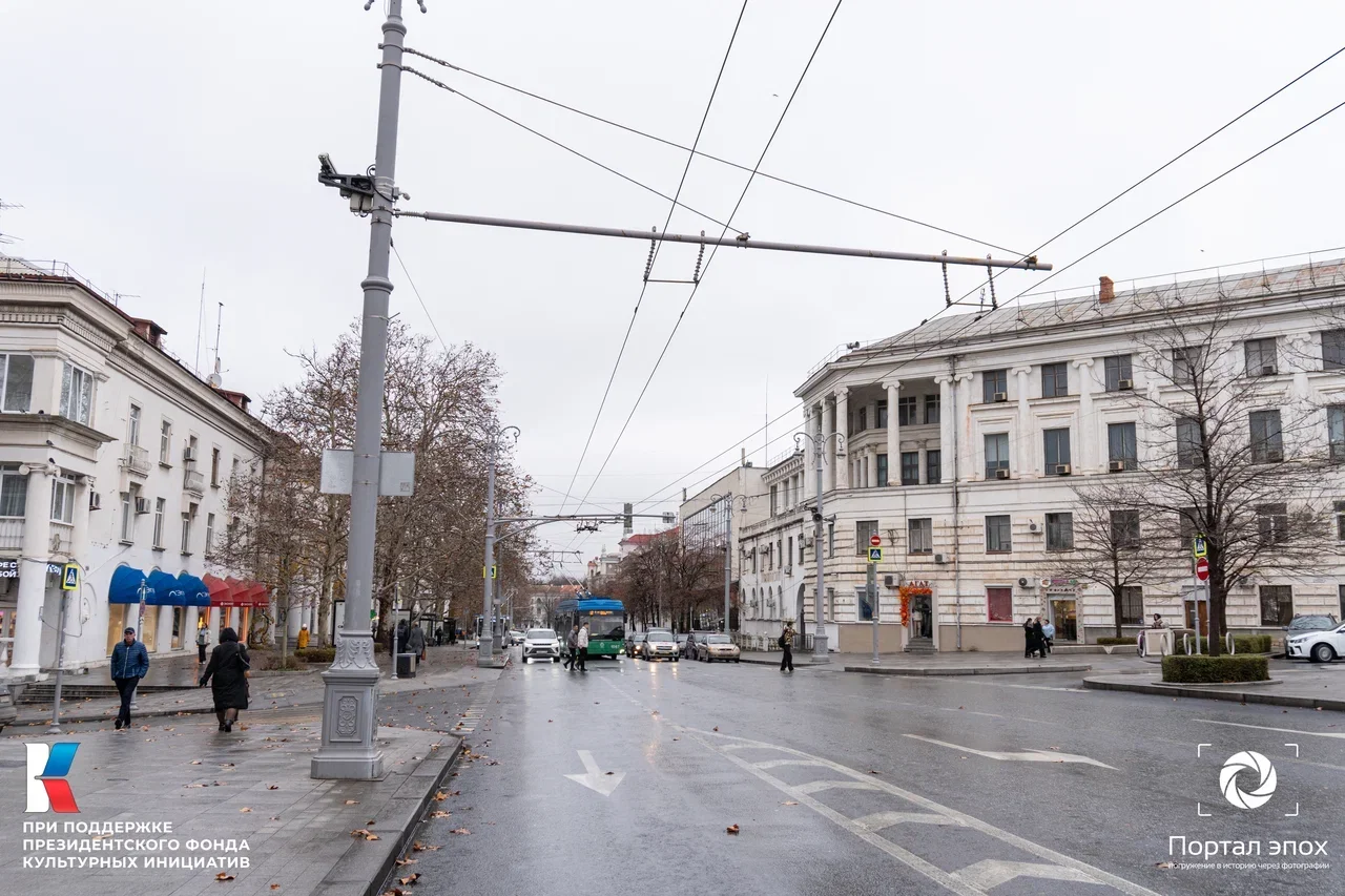 Севастополь. Нахимовская улица.  Вид на проспект. 2025 года.