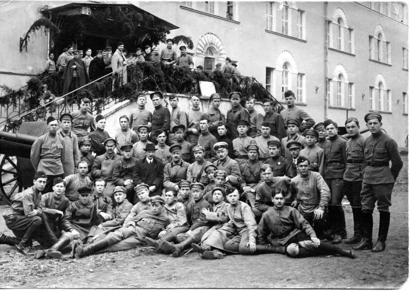 Детское Село. Красноармейский (Кадетский) бульвар. Двухлетие курсов тяжелой артиллерии.