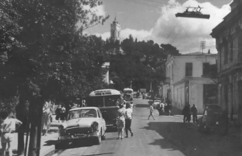Улица Платановая - Карла Маркса