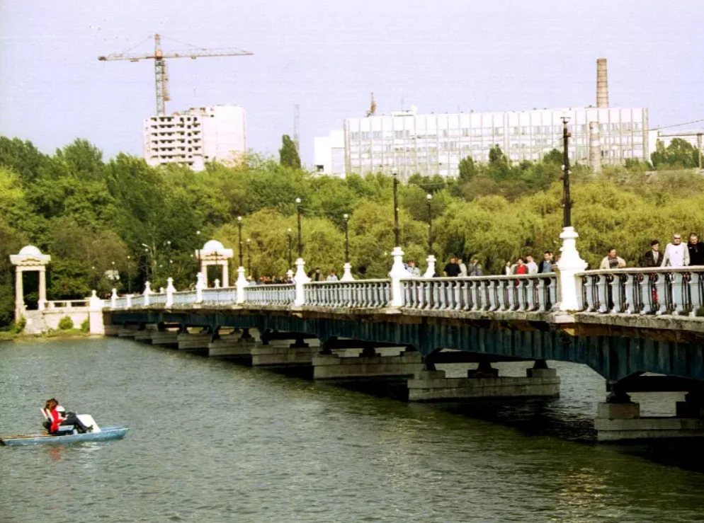 Мост через 1-й Городской пруд