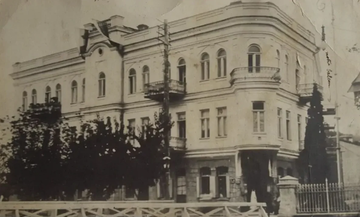 Дом Раве